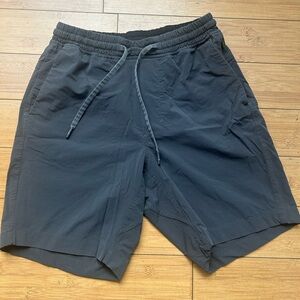 LULULEMON Men's Shorts Dark Gray Size Small